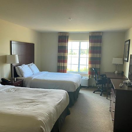 Americinn By Wyndham Oshkosh Exteriör bild